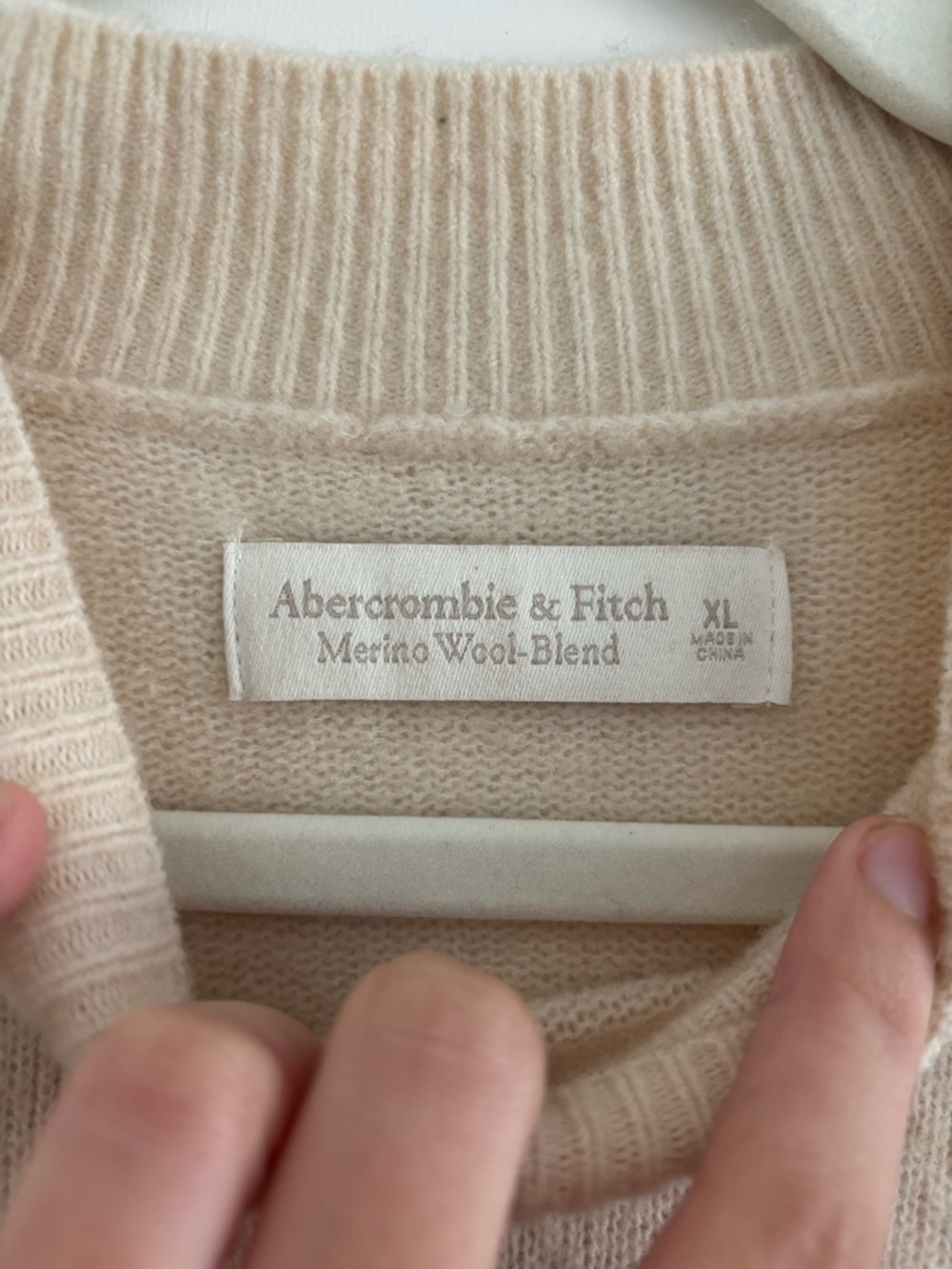 Abercrombie and fitch merino wool blend short sleeve sweater - Picture 2 of 5
